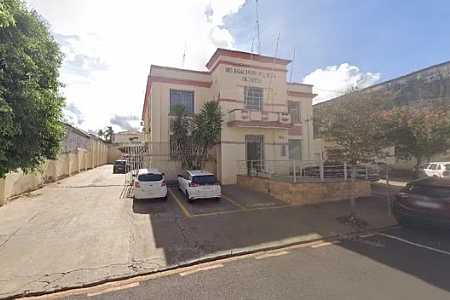 Criança de 5 anos é atropelada por entregador de lanches em Olímpia