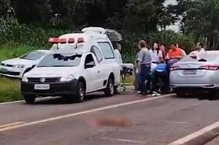 Professora de Bilac morre após ter veículo atingido por carro que invadiu a contramão para desviar de cachorro
