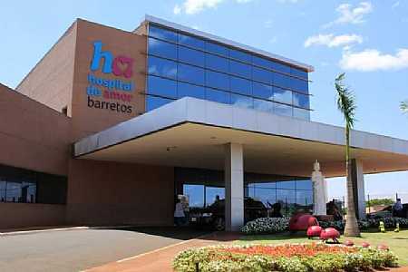Prefeito de Marinópolis disponibiliza  novo veículo para atender demanda da saúde