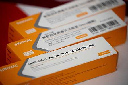 OMS recomenda dose de reforço da Coronavac a pessoas com 60 anos ou mais