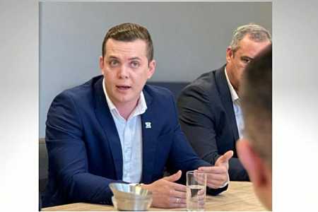 Reginaldo Marcomini consolida liderança regional ao fortalecer a união entre prefeitos