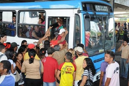 Pesquisa do IBGE diz que cidades na região não têm plano de transporte