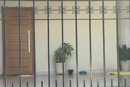 Filho preso diz à polícia que dopou idosos internados após tomarem café para furtar casa e comprar drogas