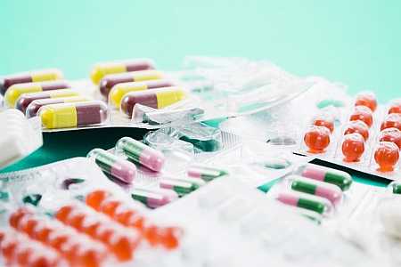 Senado aprova projeto que suspende reajuste de medicamentos