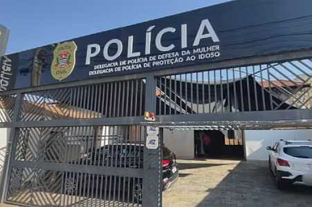 Idosa que morreu com suspeita de maus-tratos chegou à unidade de saúde desnutrida e com sinais de trauma, diz diretor clínico