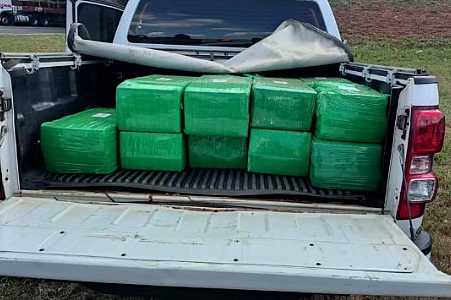 Polícia apreende 400 quilos de maconha com motorista solto da prisão há menos de um mês pelo mesmo crime