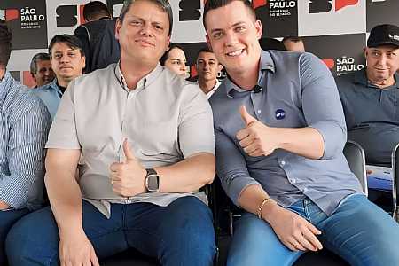 Governador Tarcísio elogia Marcomini e garante obra de 70 milhões em Macedônia