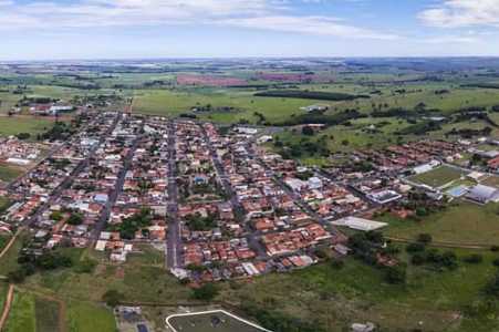 Moradores de Macedônia votam para prefeito e vice no dia do 2º turno das eleições 2026