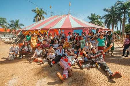 Encontro internacional de palhaços reúne 60 artistas e tem mais de 30 atrações gratuitas em Fernandópolis