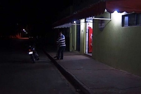 Moradores de Araçatuba reclamam da falta de iluminação nas ruas