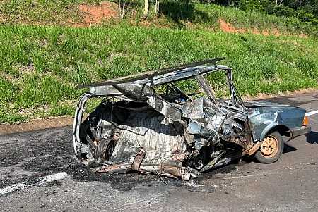 Motoristas envolvidos em dois acidentes com mortes na região de Araçatuba estavam bêbados e não têm CNH, diz polícia