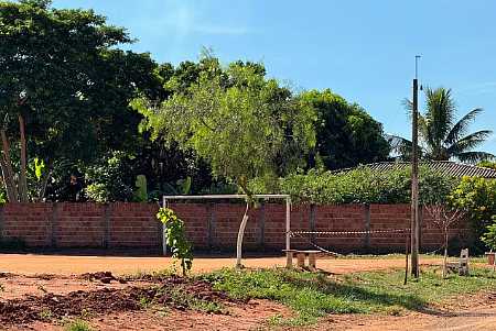 Motociclista morre baleado próximo a campo de futebol em Rio Preto