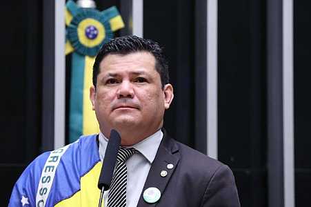 Deputado do PL vira réu no STF por fala sobre morte de Lula