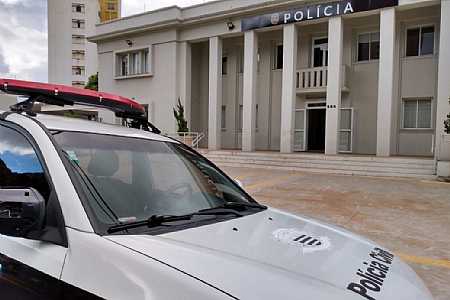 Homem é preso acusado de embriagar e estuprar menina de 13 anos em Araçatuba