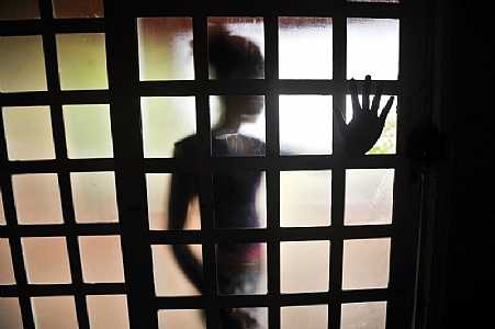Homem confessa abusar de enteada por três anos, mas é ouvido e liberado pela polícia