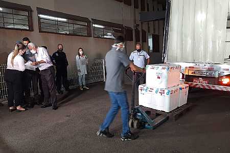 Doses da CoronaVac chegam a São José do Rio Preto