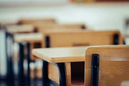 Taxa de abandono escolar no Ensino Médio na rede pública mais que dobra em 2021, aponta Inep