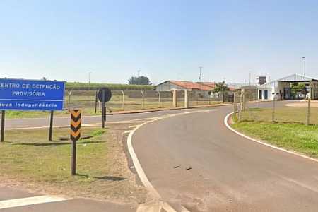 Presos se recusam a retornar às celas após banho de sol e ateiam fogo em colchões em penitenciária no noroeste de SP