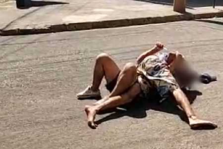 Homens trocam golpes de faca durante briga em bairro de Mirassol