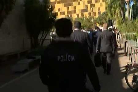 PF faz buscas contra Sérgio Reis e deputado Otoni de Paula