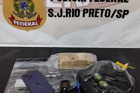 Polícia Federal apreende R$ 16 mil e carro de luxo em operação contra o tráfico de drogas em Rio Preto
