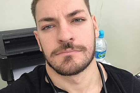 Médico da região que morreu por Covid fez matrícula em especialização enquanto estava internado