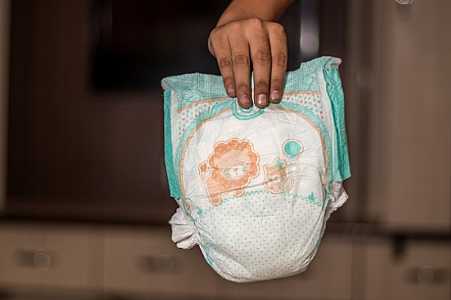 Professora encontra maconha dentro de fralda de bebê em creche de Rio Preto