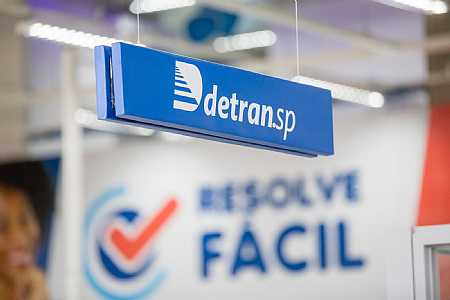 Governo de SP amplia programa Poupatempo de 75 para 340 unidades, incorpora Detran e investe em serviços digitais