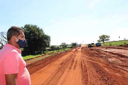 BAIRRO RURAL ´ESPÍRITO SANTO´ ESTÁ SENDO REVITALIZADO EM PALMEIRA D´OESTE