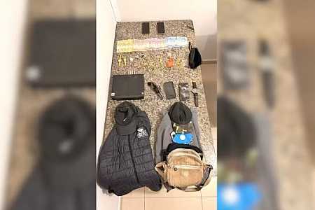 Criminosos invadem casa de luxo e fazem três pessoas reféns durante assalto em Rio Preto