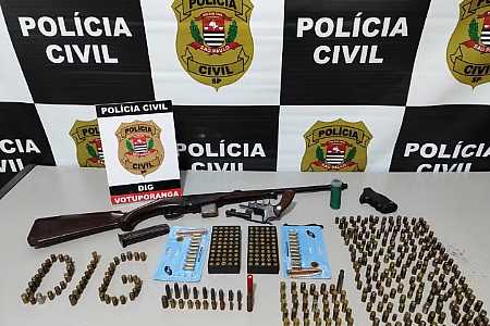 Homem é preso suspeito de comércio ilegal de arma de fogo em Votuporanga