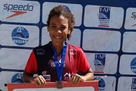 Nadadora de 14 anos morre por complicações da covid-19 em Presidente Prudente