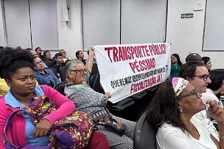 Câmara de Araçatuba aprova projeto de lei que aumenta repasse para empresa de transporte coletivo em 125%