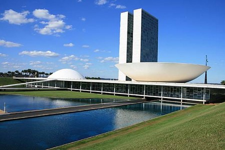 Senado aprova projeto que torna corrupção crime hediondo