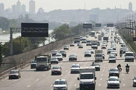 Carro usado ´envelhece´ para caber no orçamento