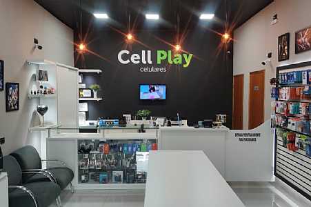 Loja ´Cell Play Celulares´ é reinaugurada em Palmeira d´Oeste