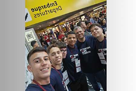 Alunos de Palmeira D’Oeste e São Francisco são selecionados e embarcam para intercâmbio na Inglaterra