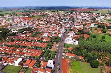 Com 60 casos, Mendonça adota toque de recolher para evitar contágio da covid-19