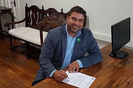 Covid-19 tira a vida de jovem prefeito de Santo Antônio do Aracanguá
