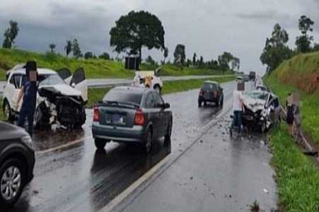 Acidente em rodovia na região de Votuporanga mata duas pessoas e deixa feridos