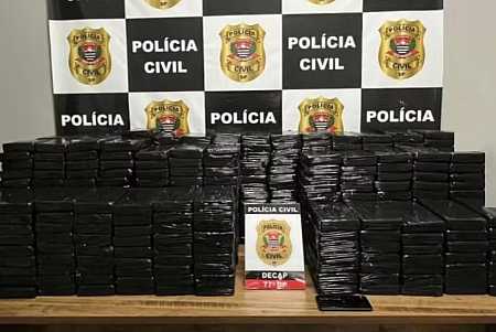 Polícia apreende 450 quilos de cocaína escondidos em carga de caminhão que seriam entregues no Centro de SP