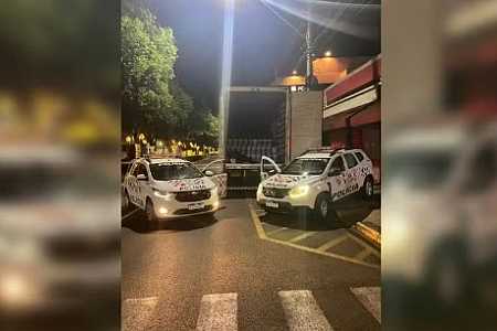 Caminhoneiro é rendido, amarrado e tem carga de R$ 2,4 milhões roubada em Urânia; dois suspeitos foram presos