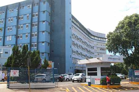 Menina de 4 anos morre após se engasgar com carne