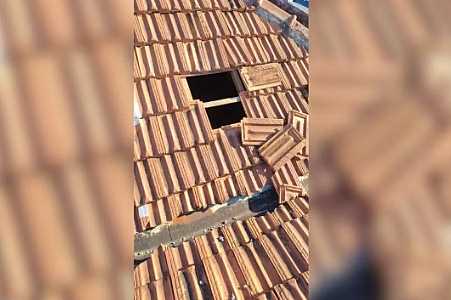 Homem é preso após invadir casa pelo telhado para furtar fiação elétrica