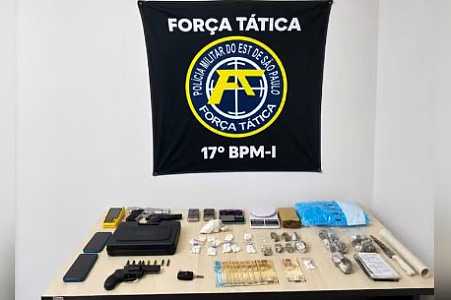 Tatuador é preso ao ser flagrado com porções de drogas, revólver furtado e pistolas falsas em Rio Preto