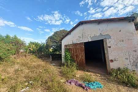 Irmã de mulher encontrada morta em barracão conta que ausência dela levantou suspeita do crime: ´Sempre mandava mensagem´