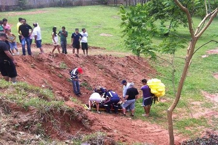 Paraquedista fica ferido em acidente durante salto em Jales
