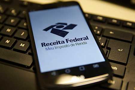 Receita Federal paga hoje R$ 5,7 bilhões em restituição de Imposto de Renda