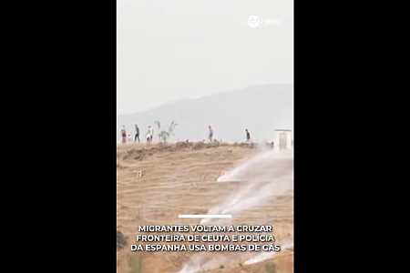 Migrantes voltam a entrar em Ceuta; polícia reage com gás