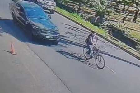 Promotor considera que juiz bêbado e garota de programa assumiram risco de matar ciclista atropelada